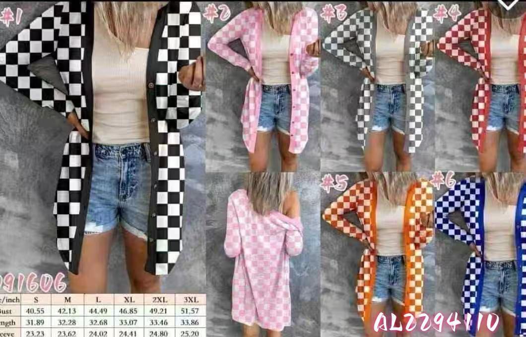 Long Checkered cardigan