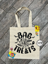 Load image into Gallery viewer, Bag treats
