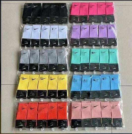 Color socks -10 in a pack